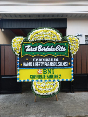 Papan Bunga Duka di Tualan Hulu