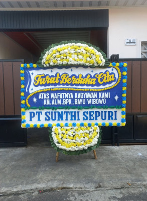 Papan Bunga Duka di Tualan Hulu